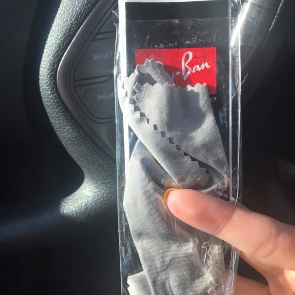 Ray-Bans - Picture 4 of 4